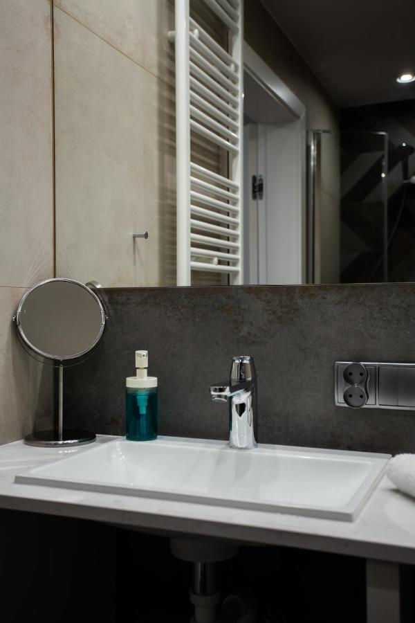Luxurycity Apartment With Terrace Wroclaw Dış mekan fotoğraf